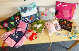 overhandiging tastcreaties (88) (47K)
